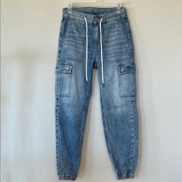 American Eagle Outfitters Pants - AMERICAN EAGLE Women’s Washed Blue Denim Joggers 97% Cotton Pockets Size 0